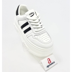 Apawwa U3004R White/Black (35-40)
